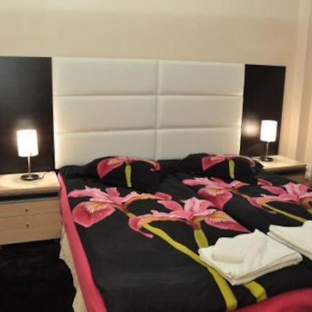 Alegra Apartment In Sofia Downtown エクステリア 写真